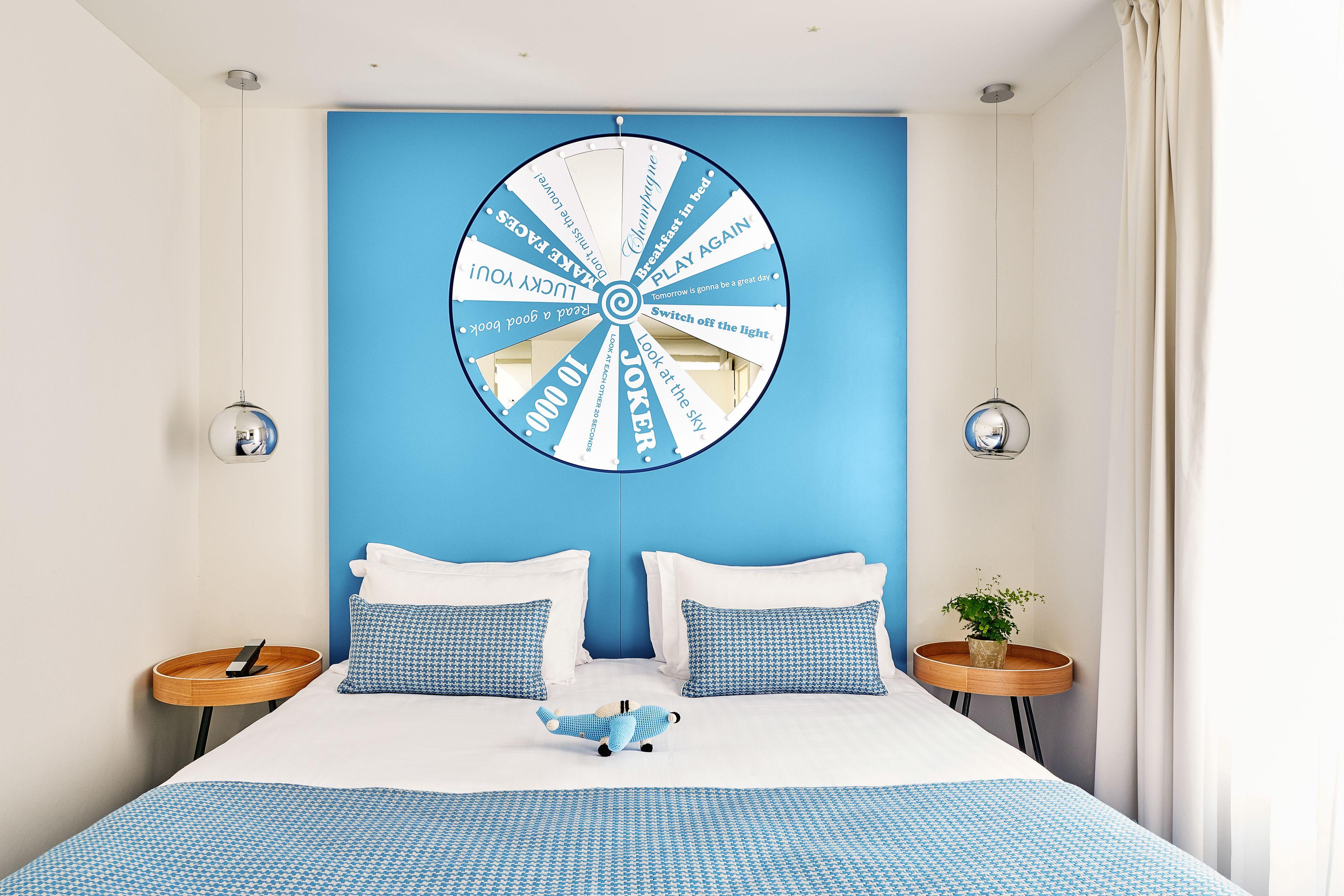 Joke - Astotel Paris